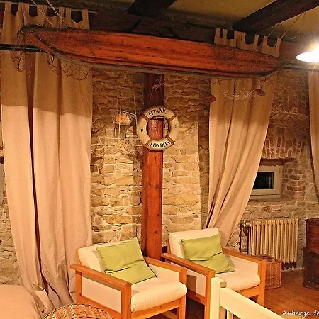 De Provence 4*