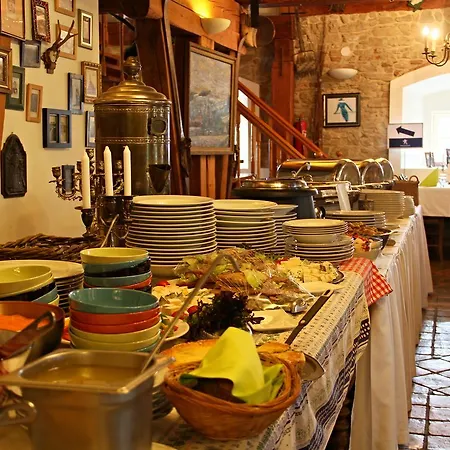 De Provence מלון 4*